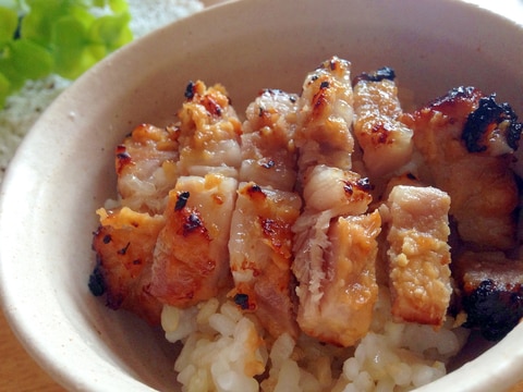 ジューシーこく旨♪味噌豚丼